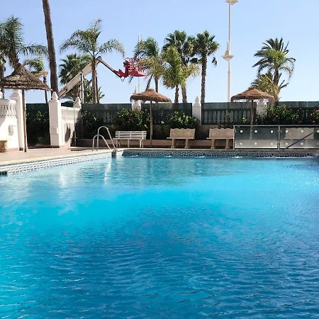 Apartamento 2 Dormitorios En Primera Linea De Playa San Cristobal Almuñécar エクステリア 写真