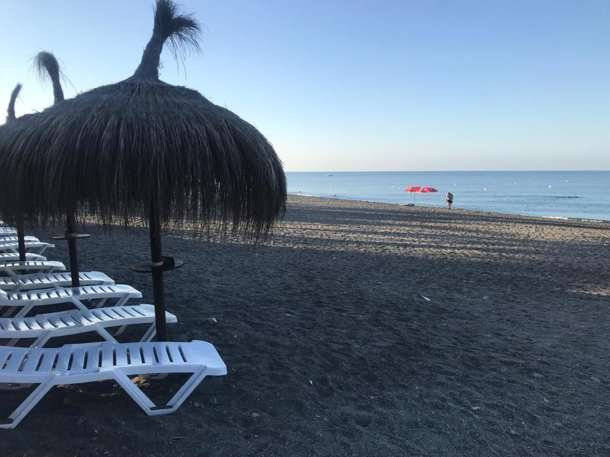 Apartamento 2 Dormitorios En Primera Linea De Playa San Cristobal Almuñécar エクステリア 写真