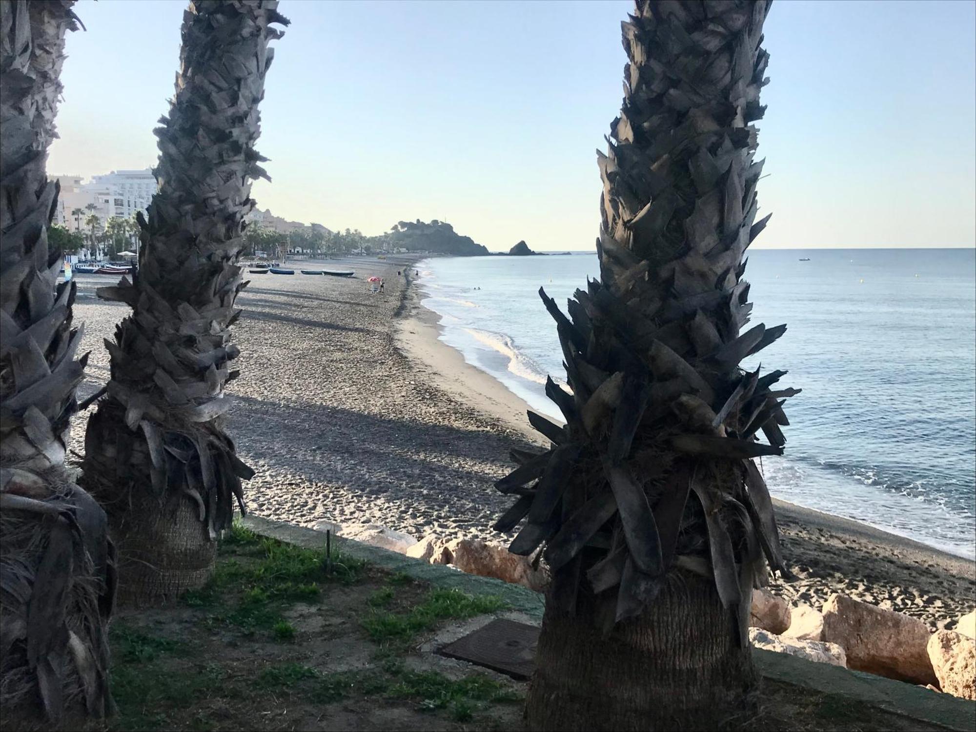 Apartamento 2 Dormitorios En Primera Linea De Playa San Cristobal Almuñécar エクステリア 写真