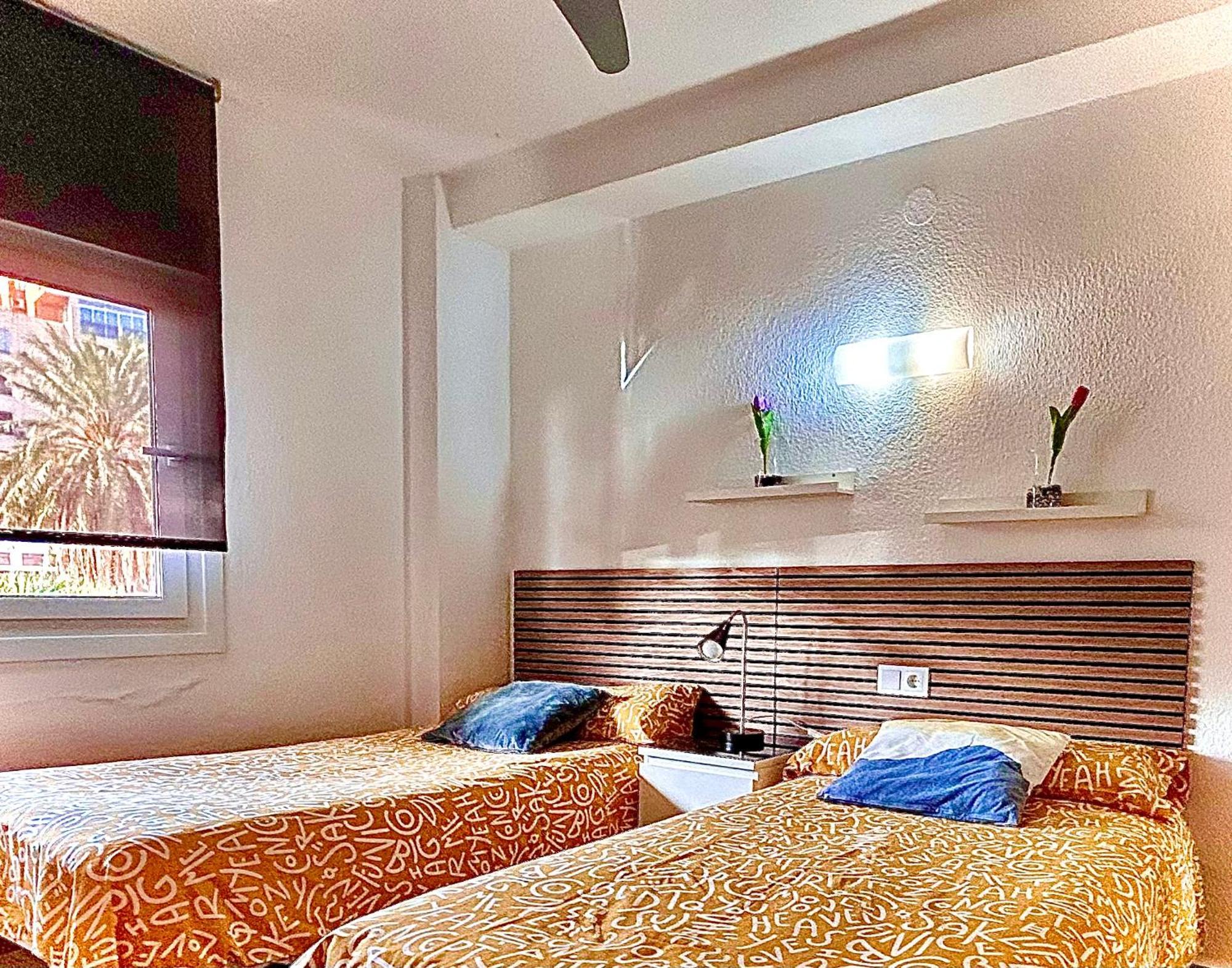 Apartamento 2 Dormitorios En Primera Linea De Playa San Cristobal Almuñécar エクステリア 写真